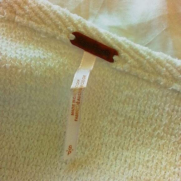 Free People Cream Oversized Slouchy Knit Sweater Women’s Small - Picture 3 of 3